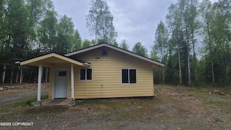 2626 N Gaunt Ln, Houston, AK