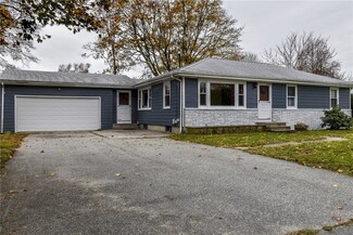 38 Gage St, Warwick, RI 02889