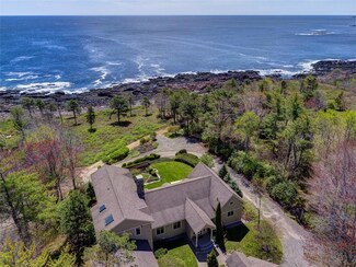 5 Seawatch Path, Cape Neddick, ME 03902