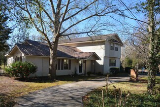 705 Courtland Ave, Fort Valley, GA 31030