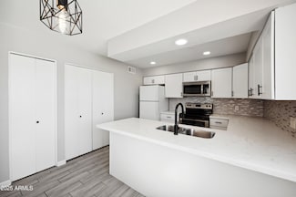 4737 E Belleview St Unit 69, Phoenix, AZ 85008