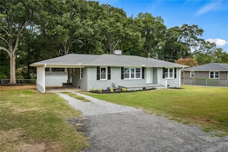 32 Dove St, Williamston, SC 29697