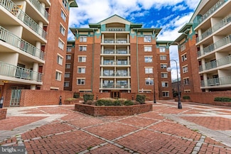 545 E Braddock Rd Unit 506, Alexandria, VA 22314