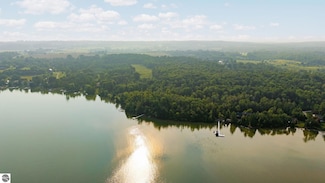 7135 E Birch Point Rd, Traverse City, MI 49684