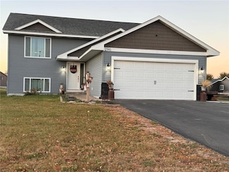 296 Pintail St, Baldwin, WI 54002