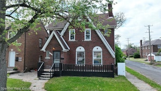 17215 Wisconsin St, Detroit, MI 48221