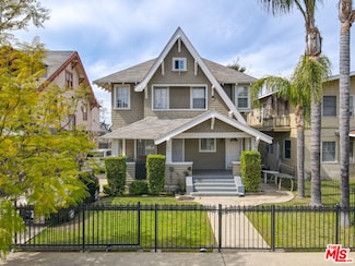 2939 Brighton Ave, Los Angeles, CA 90018