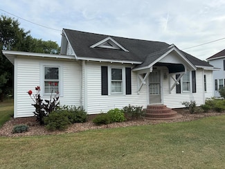 4166 Sunnyside Rd, Cape Charles, VA 23310