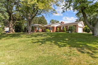 1708 Stoneview Dr, Kokomo, IN 46902