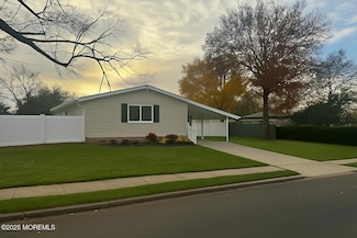 725 Gail Dr, Neptune, NJ 07753