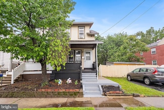 34 Francis Ave, Trenton, NJ 08629