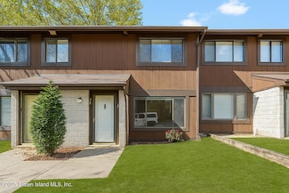 74 Belmar Dr W Unit 248E, Staten Island, NY 10314