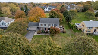 14 J h Dwyer Dr, Middletown, RI 02842