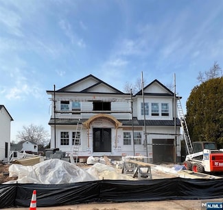 413 the Fenway, River Edge, NJ 07661