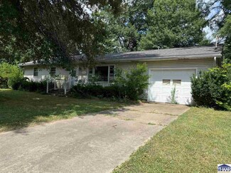 1004 S 38th St, Terre Haute, IN 47803