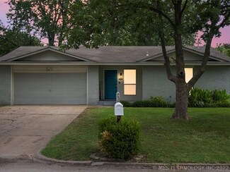 445 W 148th Place, Glenpool, OK 74033