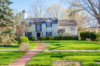 1527 E Colfax Ave, South Bend, IN 46617