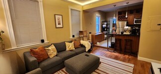 191 Maverick St Unit 1L, Boston, MA 02128