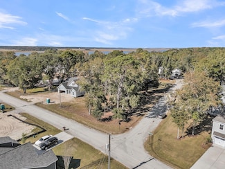2016 Sea Water Dr, Charleston, SC 29412