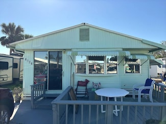4124 Kahuna Ct, Ruskin, FL 33570