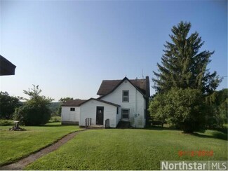 550 4 1/2 Ave, Clayton, WI 54004
