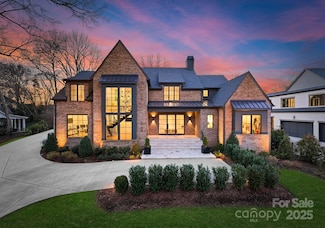 2103 Cortelyou Rd, Charlotte, NC 28211