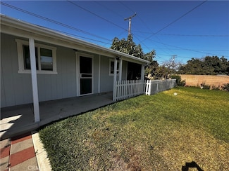 2217 W Elder Ave Unit B, Santa Ana, CA 92704