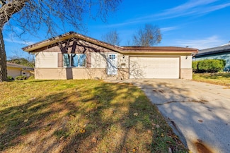 9610 W Rio St, Milwaukee, WI 53225