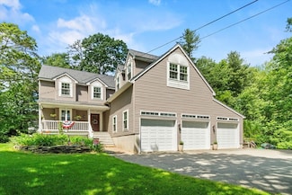 71 Lowell Blvd, Methuen, MA 01844