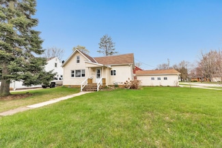 603 S Lafayette St, Shawano, WI 54166