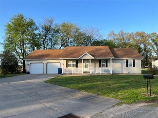 505 Dame Ave, Chaffee, MO 63740