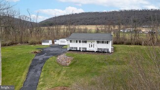 114 Vulcan Ln, Millheim, PA 16854
