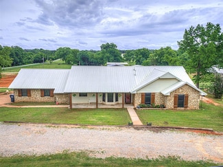 8001 84th St, Noble, OK 73068