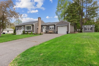 48 Green Hill Ave, North Andover, MA 01845