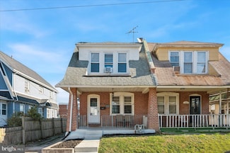 239 N Maple Ave, Lansdowne, PA 19050