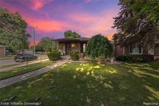 4401 Pardee Ave, Dearborn Heights, MI 48125
