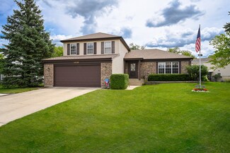 1820 Jasper Ct, Wheaton, IL 60189