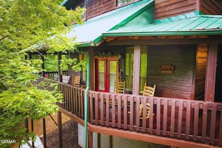 2202 Applewood Rd, Sevierville, TN 37862