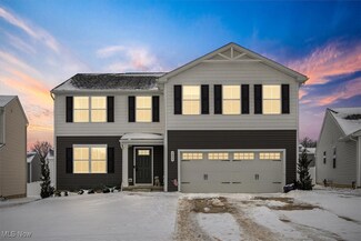 3895 Higgins Dr, Norton, OH 44203