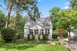 106 Belle Ave, Ronkonkoma, NY 11779