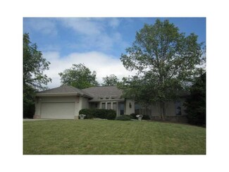 261 Arrowhead Ln, Eighty Four, PA 15330