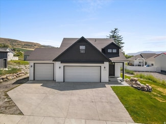 328 E 300 N, Richmond, UT 84333