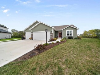 16996 Hatstick Ct, Fort Wayne, IN 46845
