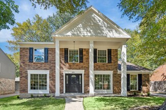 23 Thorn Berry Place, Spring, TX 77381