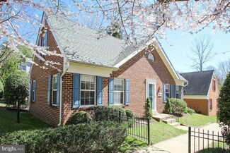 9710 Pleasant Gate Ln, Potomac, MD 20854