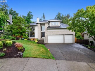 7807 SW Hunt Club Place, Portland, OR 97219