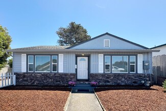 1852 Vallejo St, Seaside, CA 93955