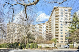 2801 New Mexico Ave NW Unit 903, Washington, DC 20007