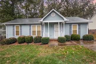 208 Dunwoody Dr, Simpsonville, SC 29681