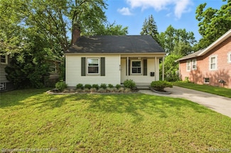 915 W Marshall St, Ferndale, MI 48220